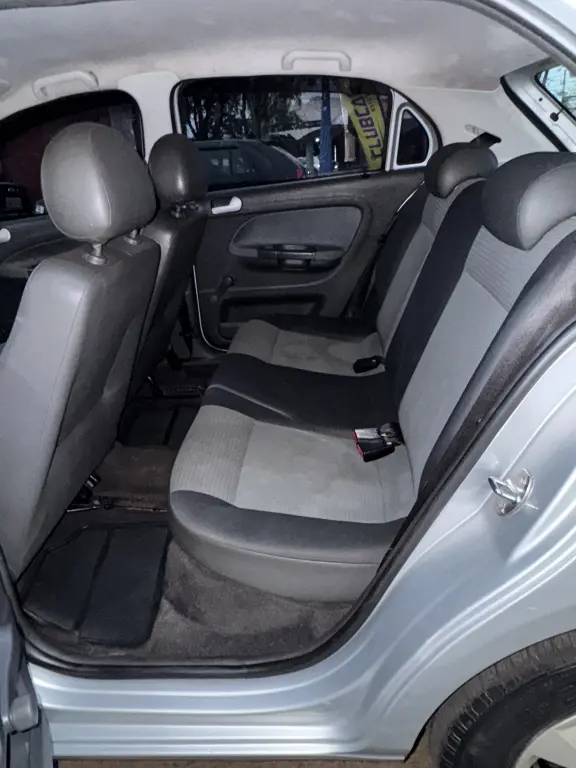 VOLKSWAGEN Gol - Foto