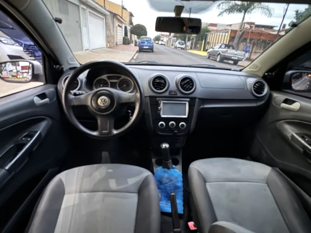 VOLKSWAGEN Gol - Foto