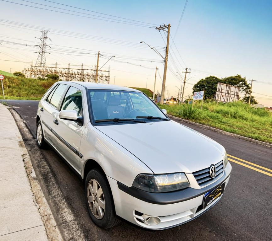 VOLKSWAGEN Gol