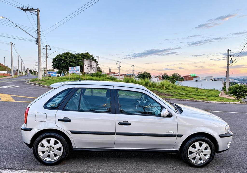 VOLKSWAGEN Gol - Foto