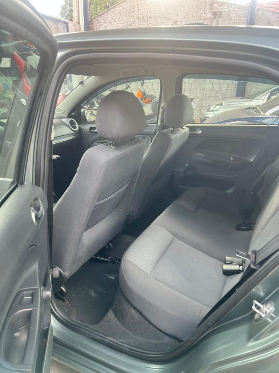 VOLKSWAGEN Gol - Foto