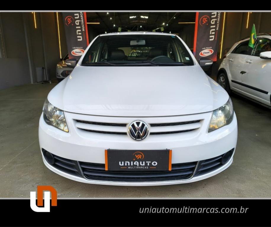 VOLKSWAGEN Gol