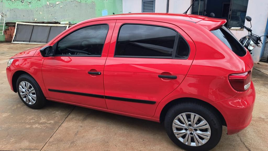VOLKSWAGEN Gol
