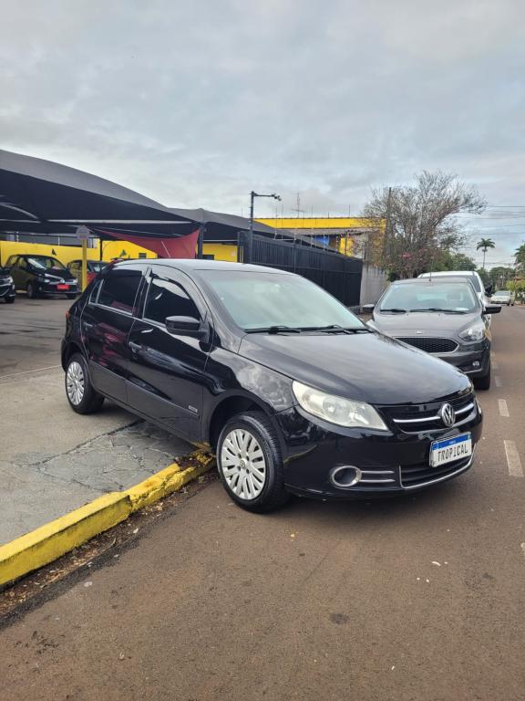 VOLKSWAGEN Gol