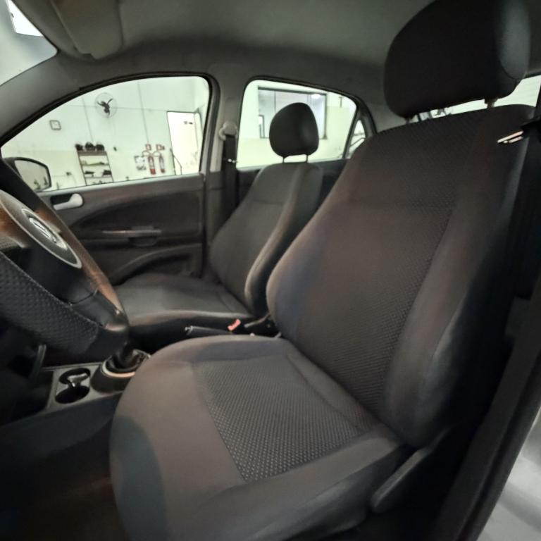 VOLKSWAGEN Gol - Foto