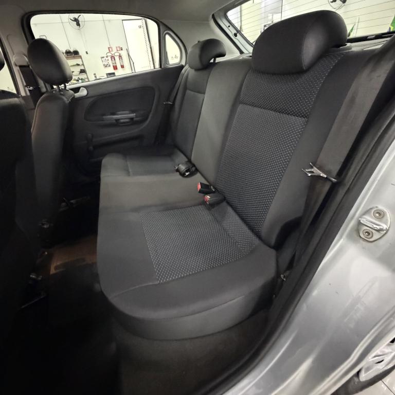 VOLKSWAGEN Gol - Foto