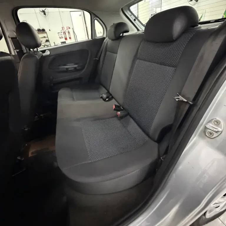VOLKSWAGEN Gol - Foto