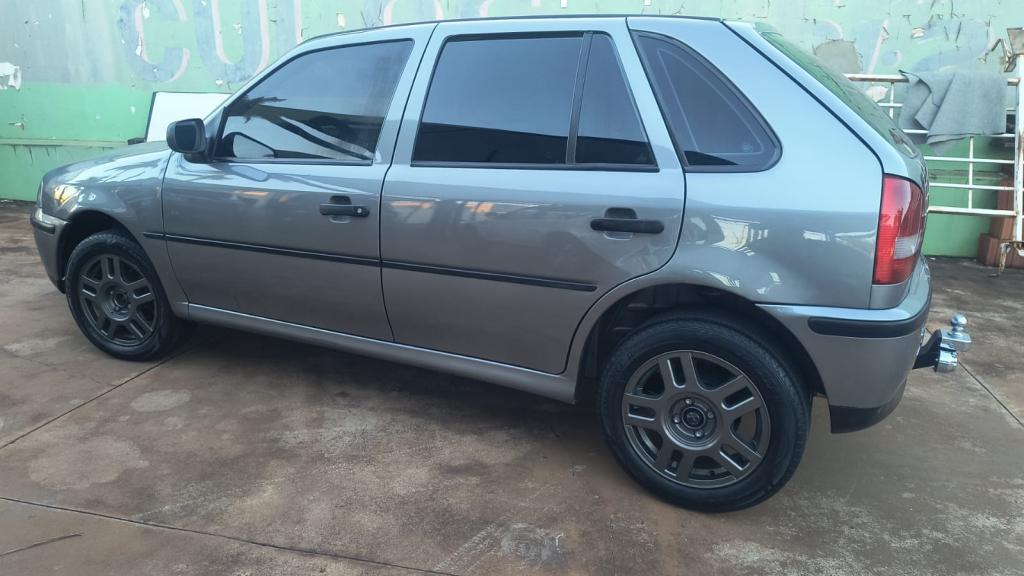 VOLKSWAGEN Gol