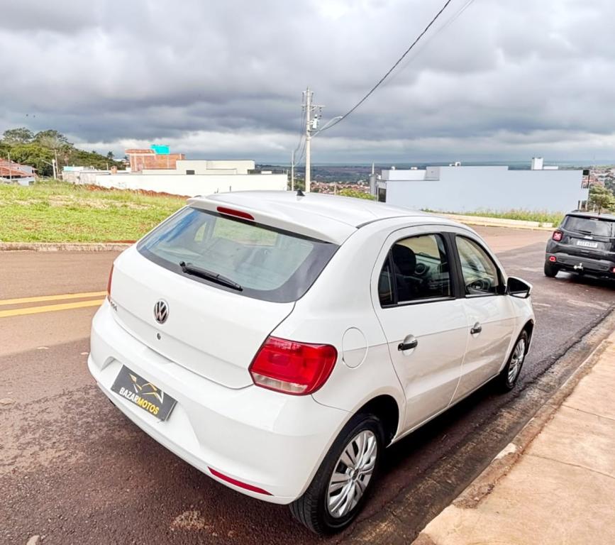 VOLKSWAGEN Gol - Foto