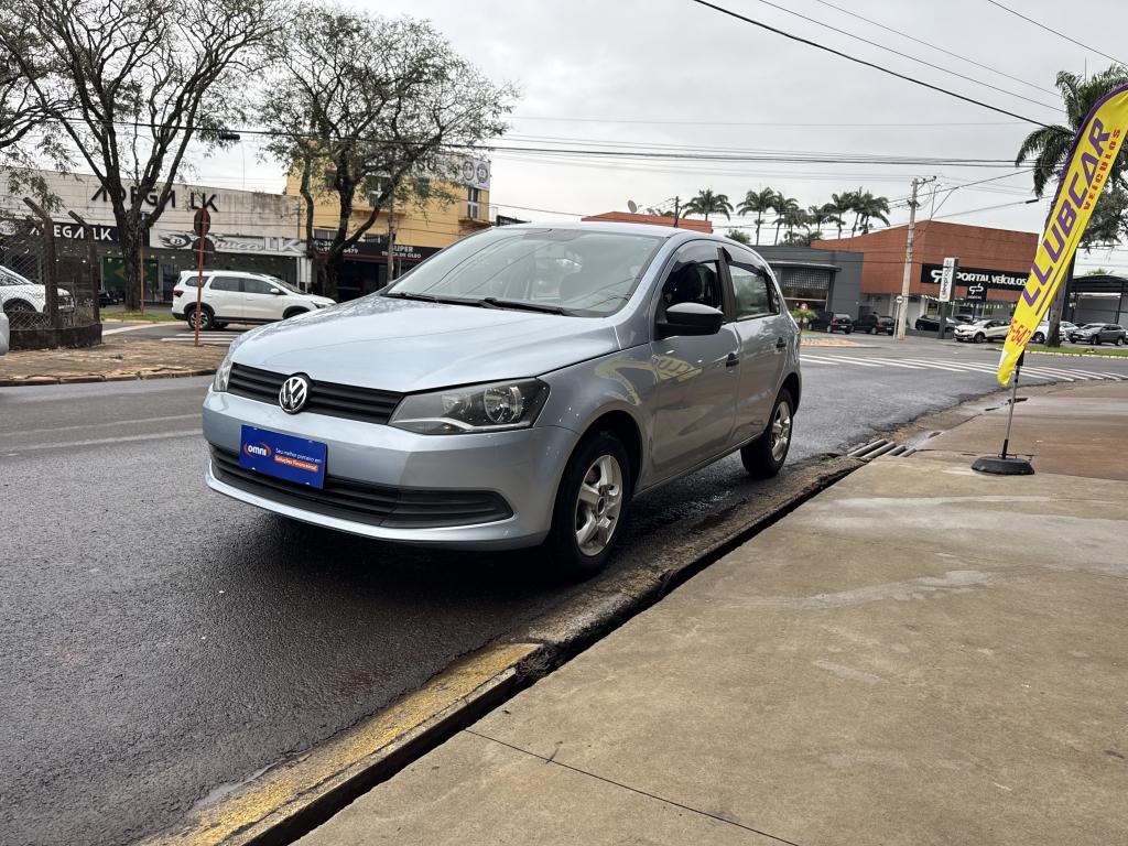 VOLKSWAGEN Gol - Foto