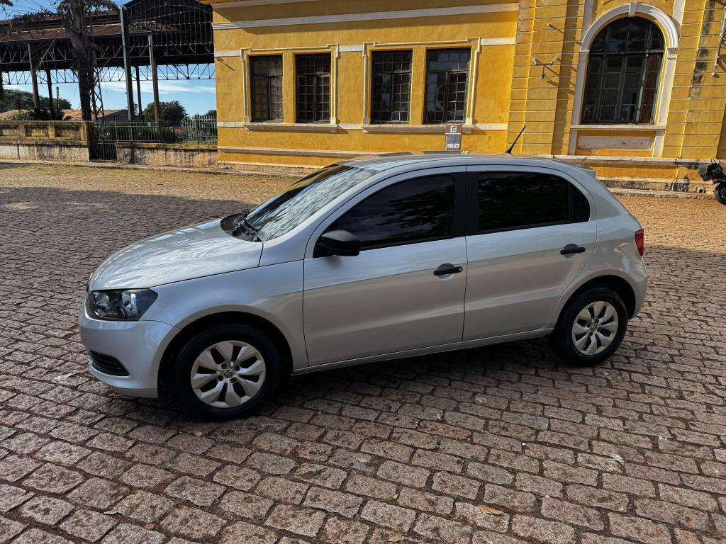 VOLKSWAGEN Gol
