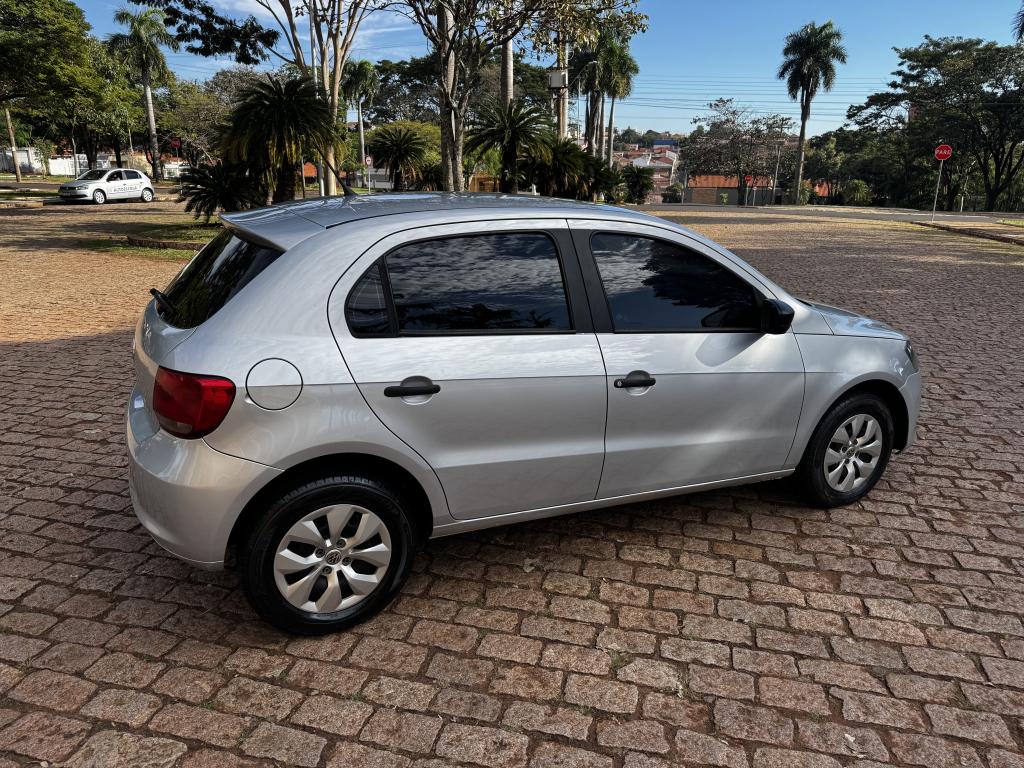 VOLKSWAGEN Gol - Foto