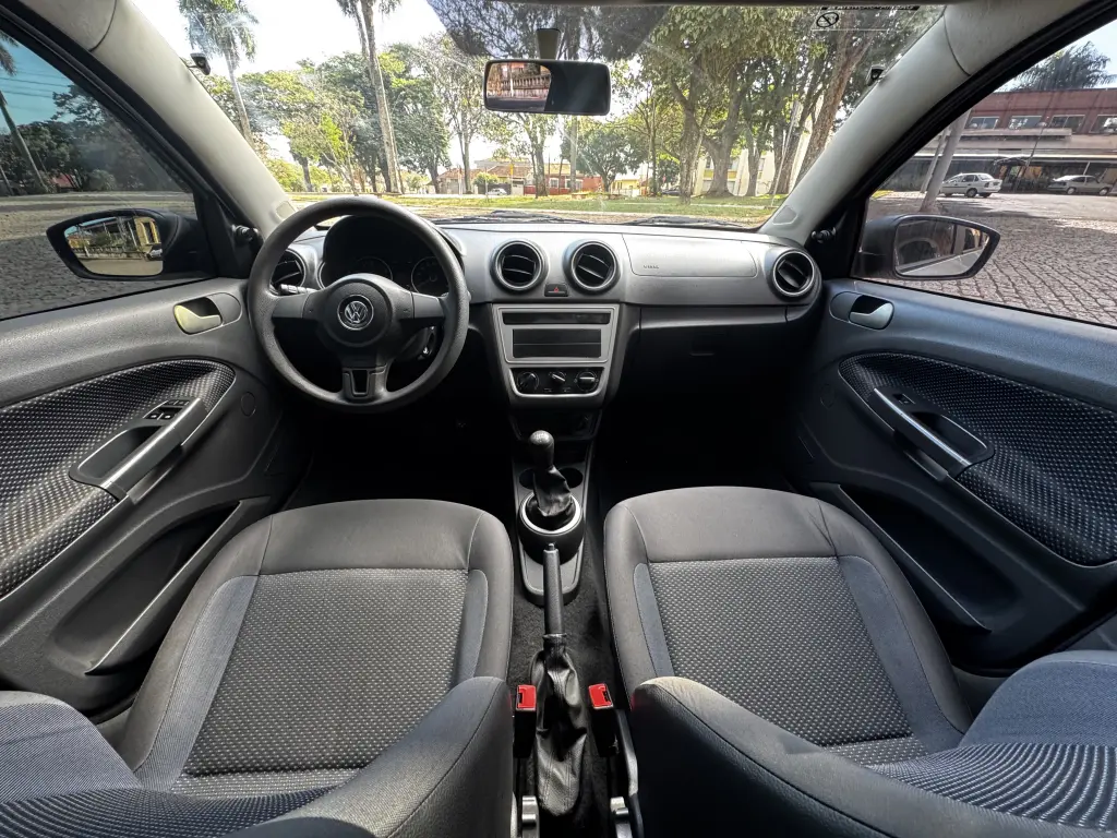 VOLKSWAGEN Gol - Foto