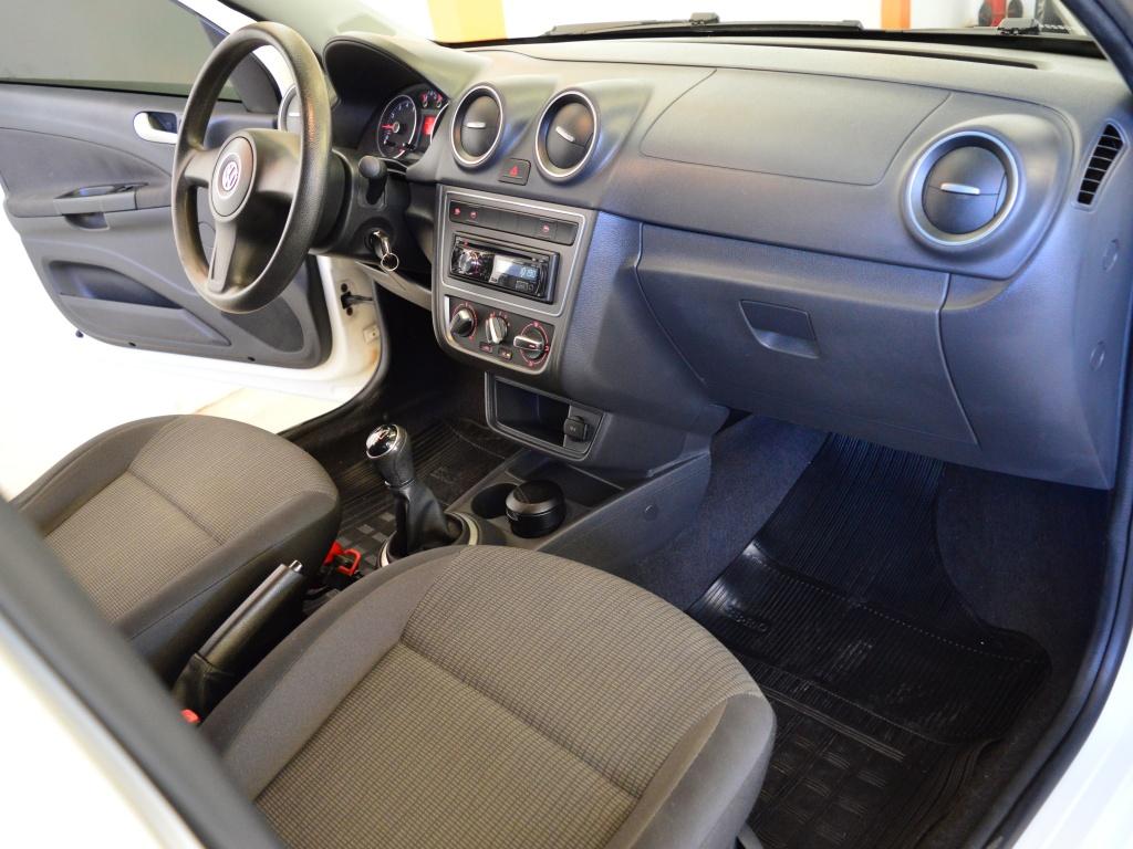 VOLKSWAGEN Gol - Foto