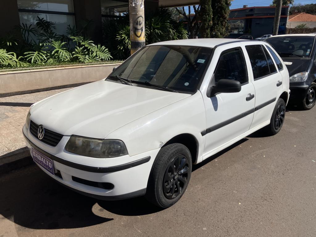 VOLKSWAGEN Gol