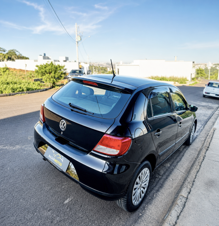 VOLKSWAGEN Gol - Foto