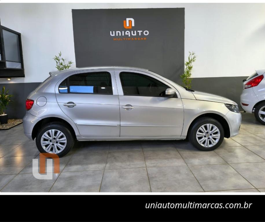 VOLKSWAGEN Gol