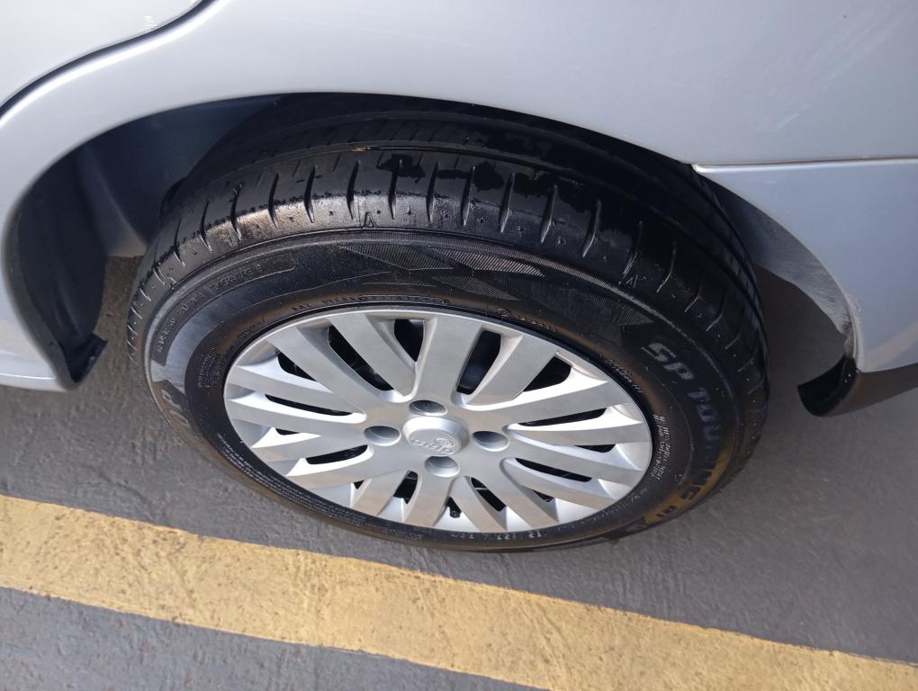 VOLKSWAGEN Gol - Foto