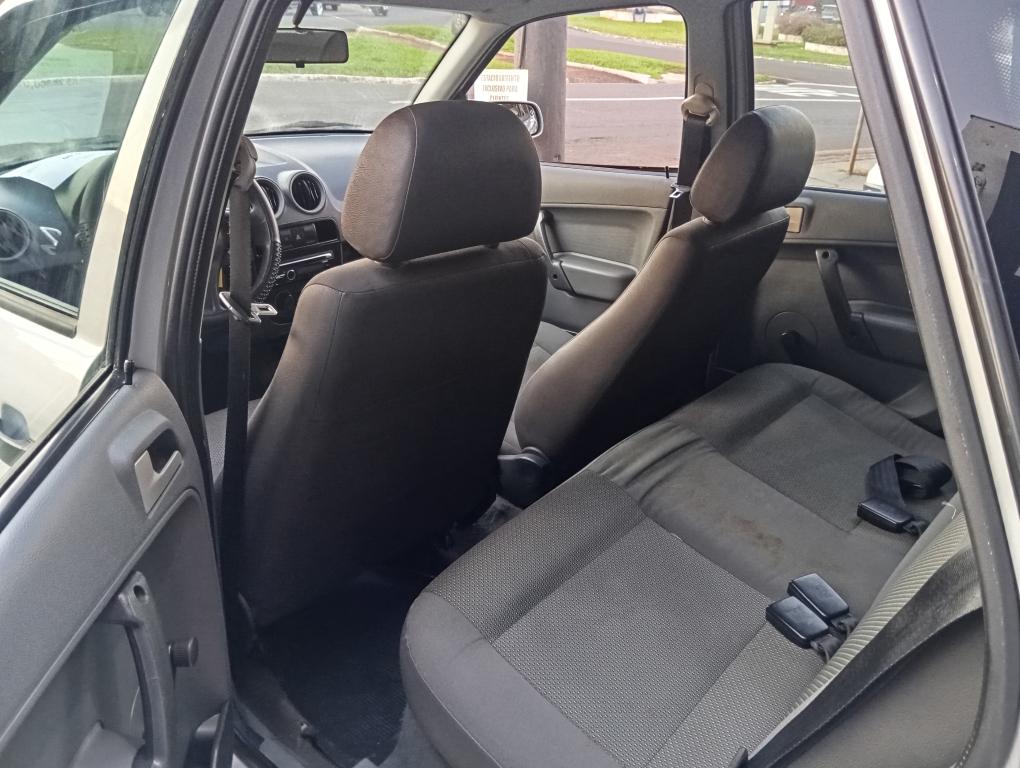 VOLKSWAGEN Gol - Foto