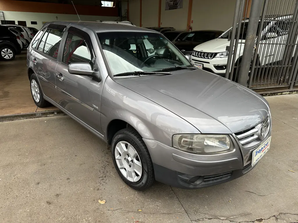VOLKSWAGEN Gol