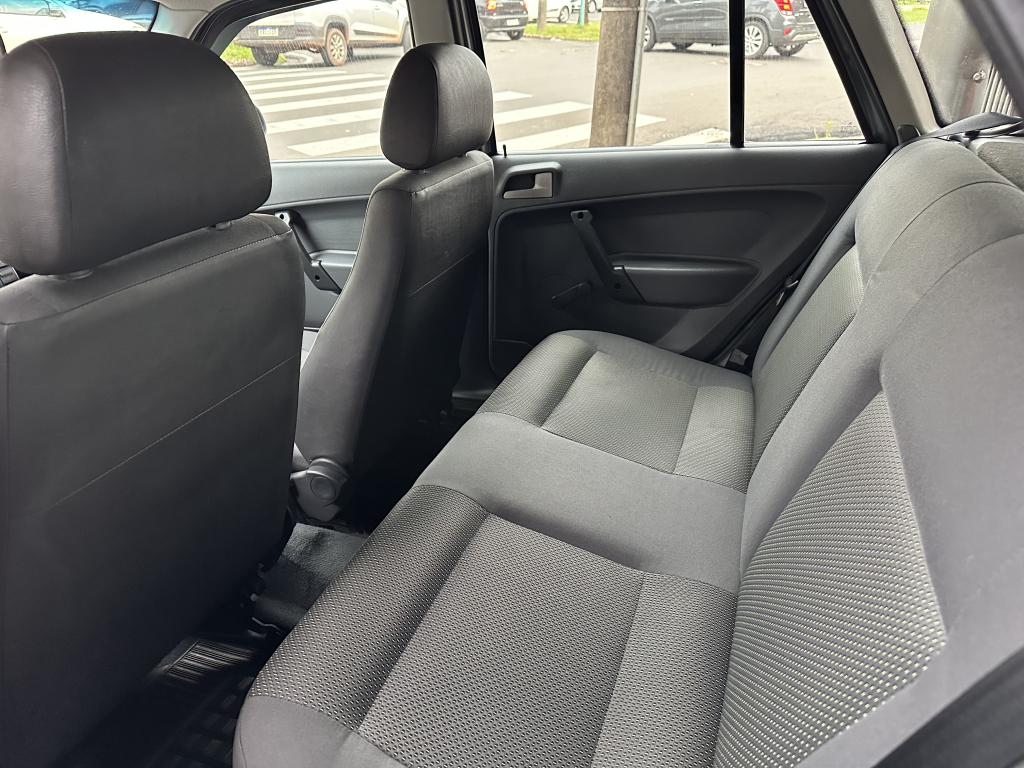 VOLKSWAGEN Gol - Foto