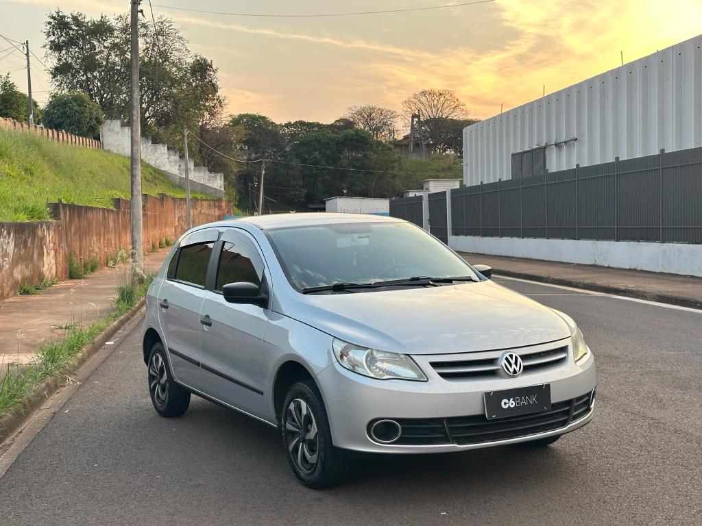 VOLKSWAGEN Gol