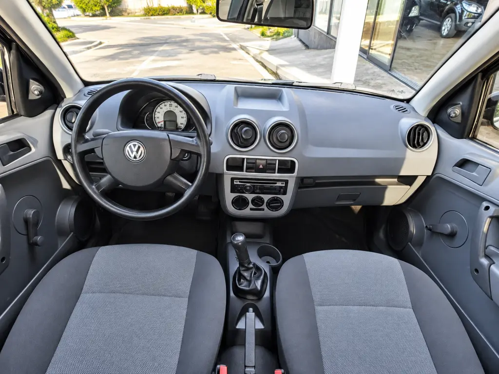 VOLKSWAGEN Gol - Foto