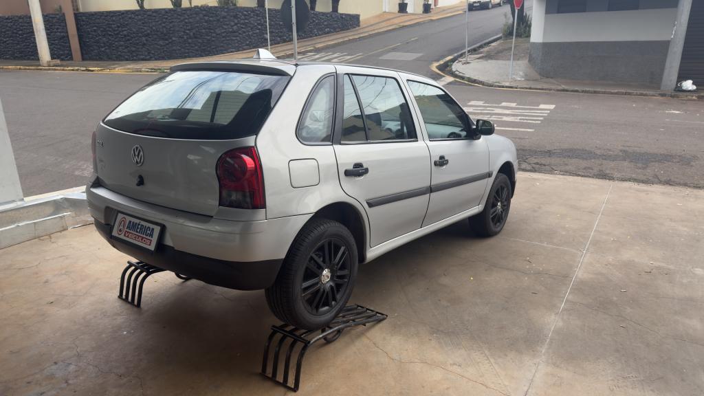 VOLKSWAGEN Gol - Foto