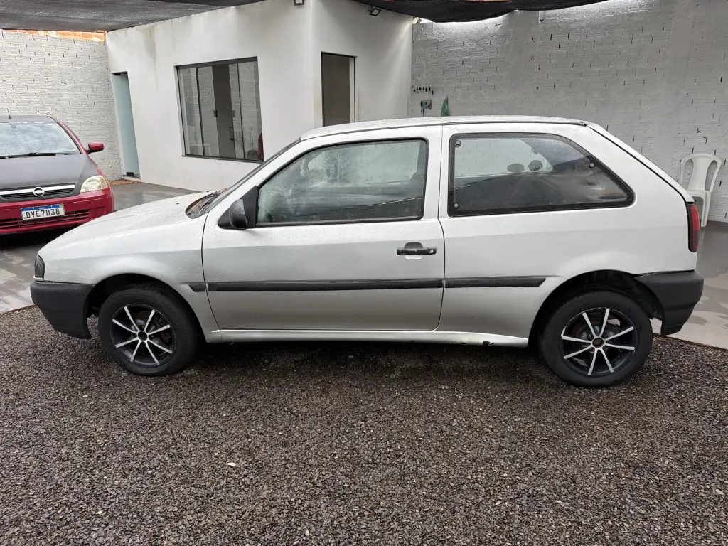 VOLKSWAGEN Gol - Foto