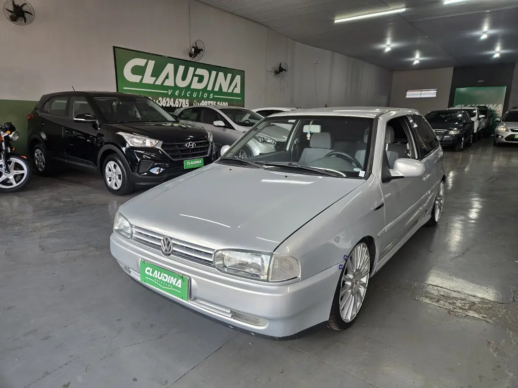 VOLKSWAGEN Gol