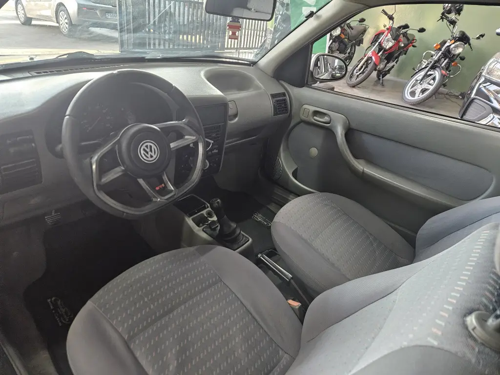 VOLKSWAGEN Gol - Foto
