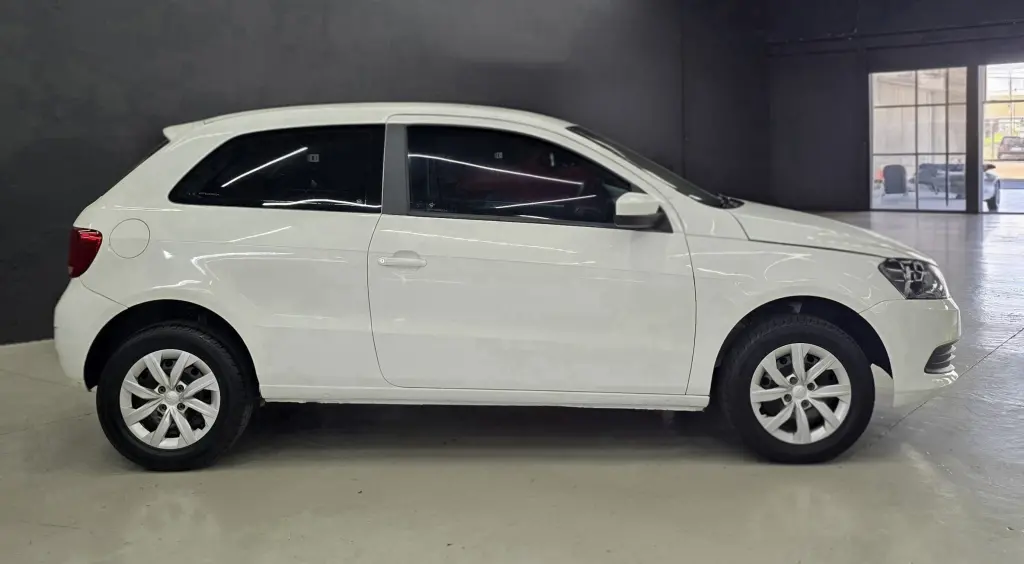 VOLKSWAGEN Gol - Foto