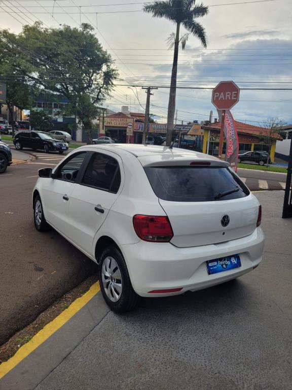 VOLKSWAGEN Gol - Foto
