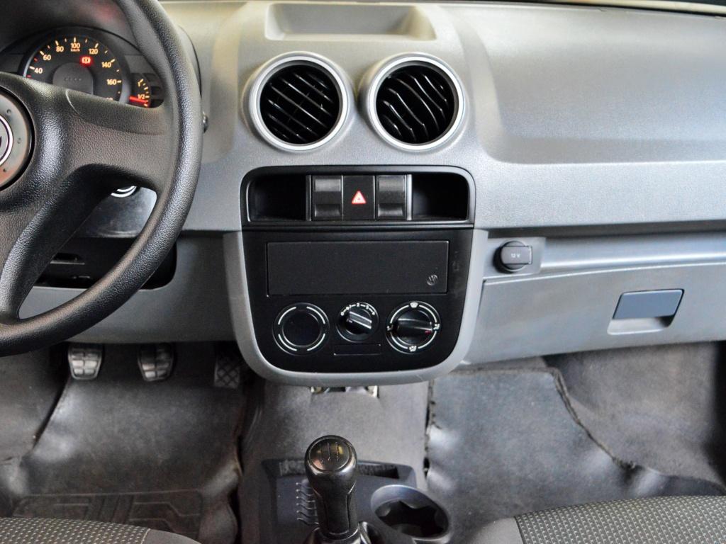 VOLKSWAGEN Gol - Foto