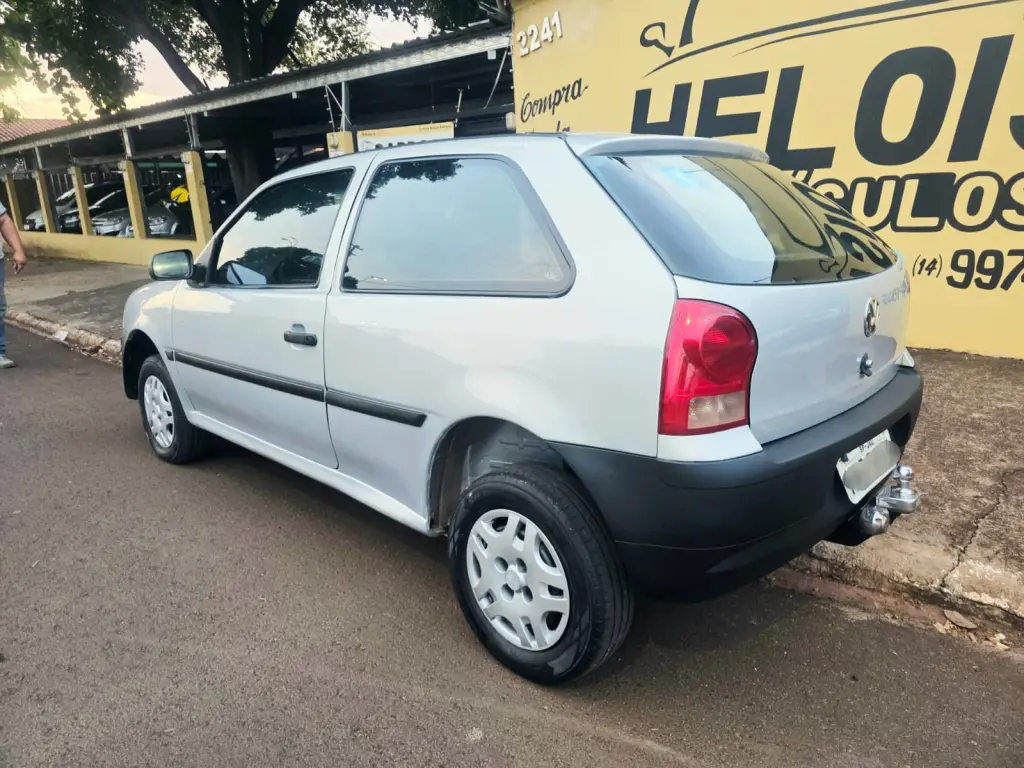 VOLKSWAGEN Gol - Foto