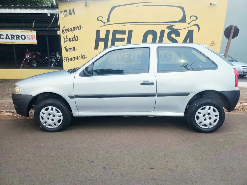 VOLKSWAGEN Gol - Foto