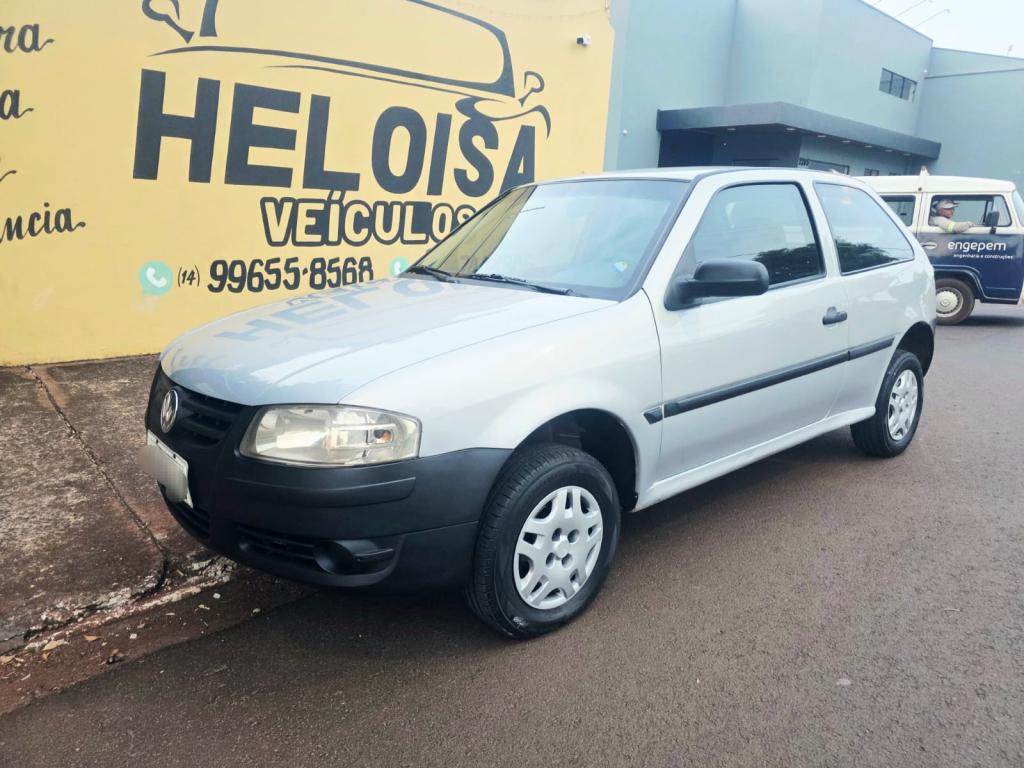 VOLKSWAGEN Gol