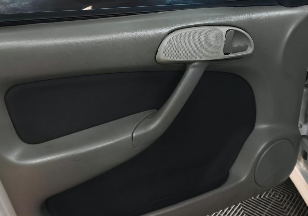 VOLKSWAGEN Gol - Foto