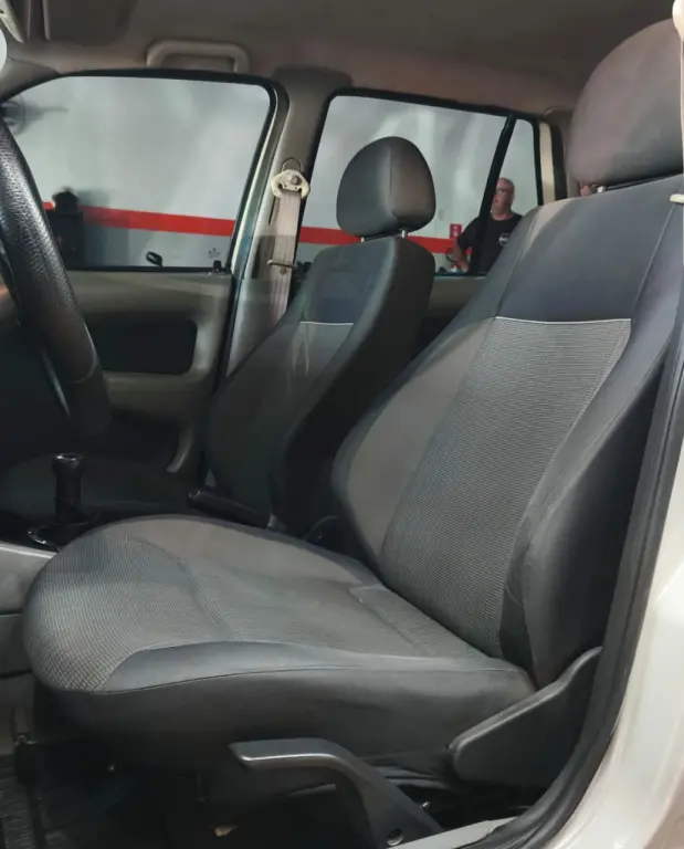 VOLKSWAGEN Gol - Foto