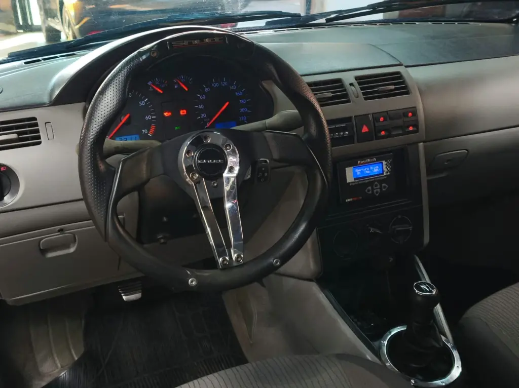 VOLKSWAGEN Gol - Foto