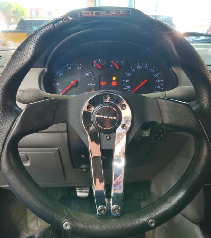 VOLKSWAGEN Gol - Foto