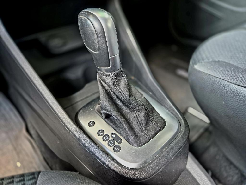 VOLKSWAGEN Gol - Foto