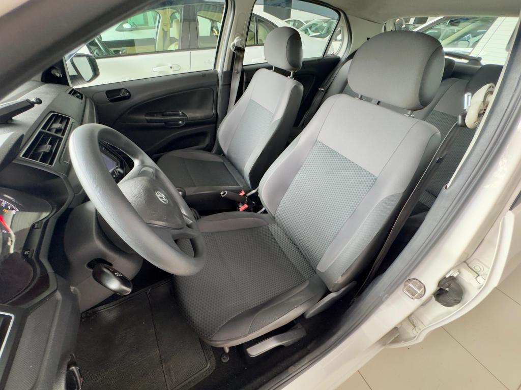 VOLKSWAGEN Gol - Foto