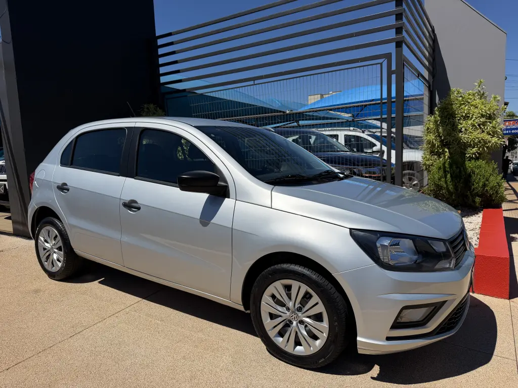 VOLKSWAGEN Gol