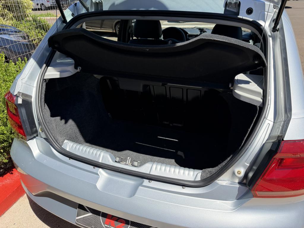 VOLKSWAGEN Gol - Foto