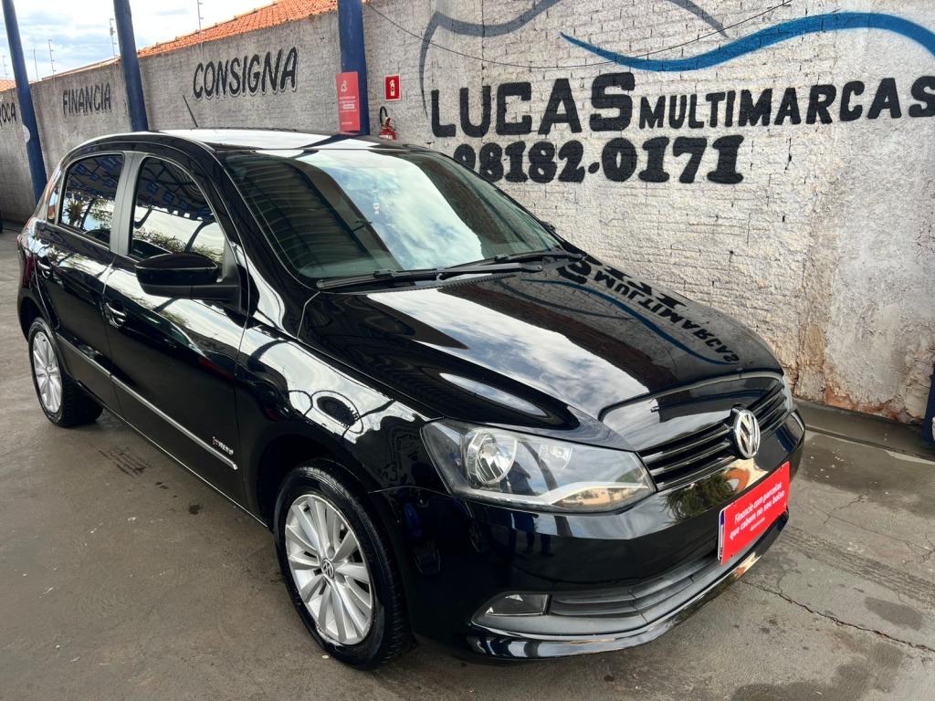 VOLKSWAGEN Gol - Foto