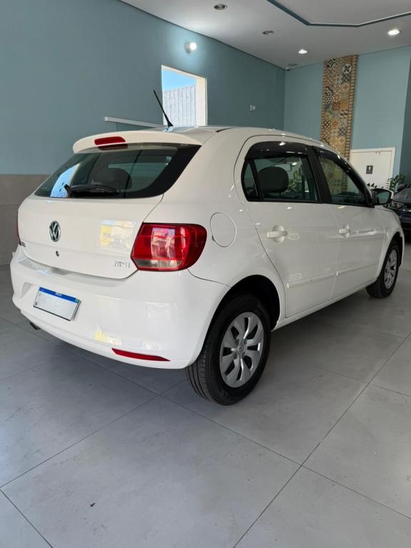 VOLKSWAGEN Gol - Foto