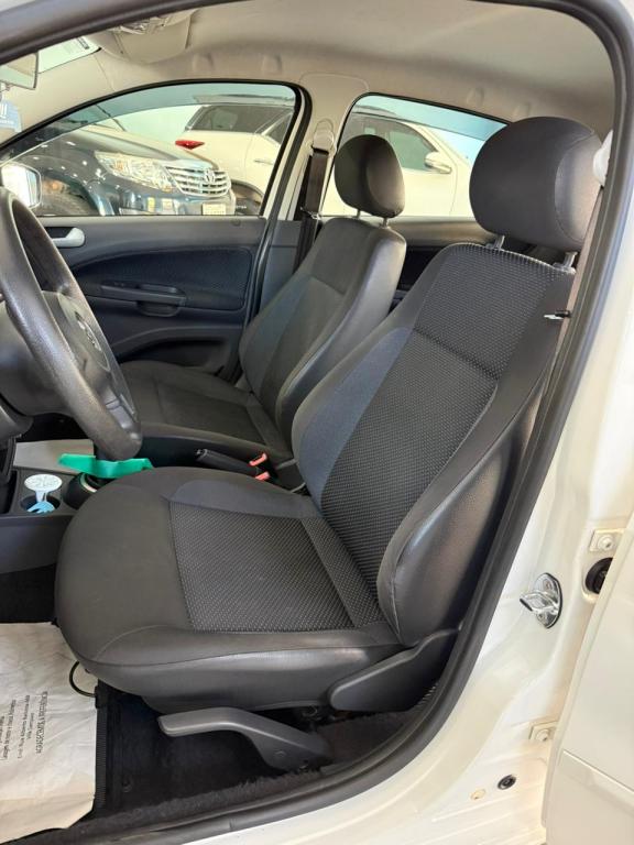 VOLKSWAGEN Gol - Foto