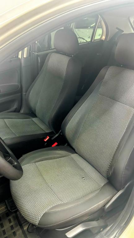 VOLKSWAGEN Gol - Foto