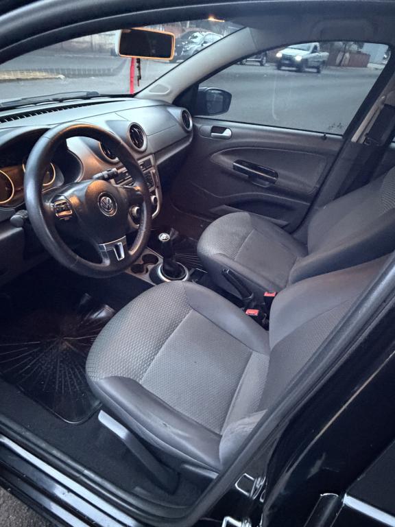 VOLKSWAGEN Gol - Foto
